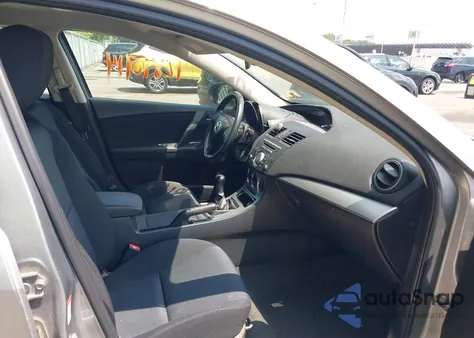 2010 Mazda Mazda3 I Touring из США, поврежденный, VIN JM1BL1SG0A1328126